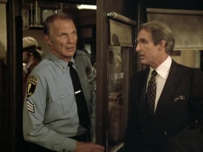 HILL_STREET_BLUES_-_E3X08_REQUIEM_FOR_A_HAIRBAG_296.jpg