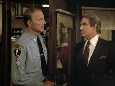 HILL_STREET_BLUES_-_E3X08_REQUIEM_FOR_A_HAIRBAG_304.jpg