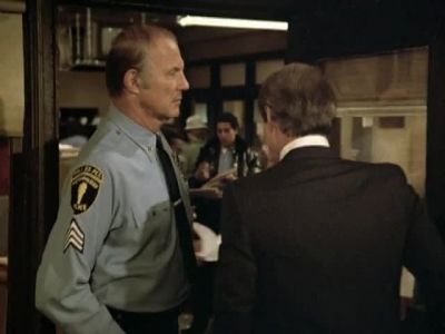 HILL_STREET_BLUES_-_E3X08_REQUIEM_FOR_A_HAIRBAG_322.jpg