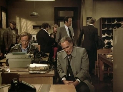 HILL_STREET_BLUES_-_E3X08_REQUIEM_FOR_A_HAIRBAG_341.jpg