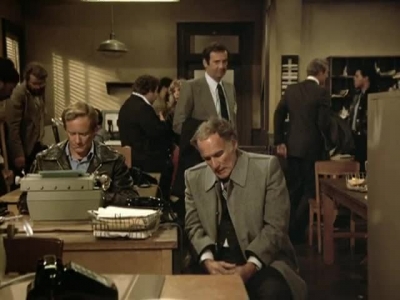 HILL_STREET_BLUES_-_E3X08_REQUIEM_FOR_A_HAIRBAG_343.jpg