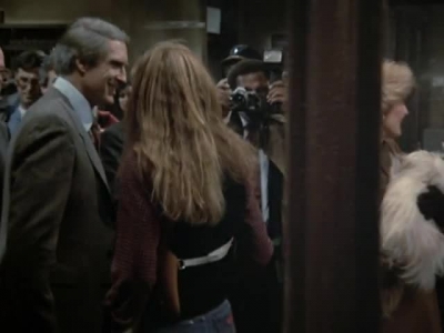 HILL_STREET_BLUES_-_E3X09_A_HAIR_OF_THE_DOG_009.jpg