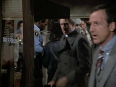 HILL_STREET_BLUES_-_E3X09_A_HAIR_OF_THE_DOG_145.jpg
