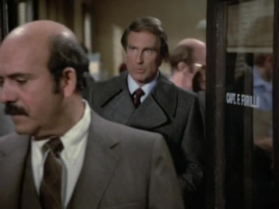 HILL_STREET_BLUES_-_E3X09_A_HAIR_OF_THE_DOG_151.jpg