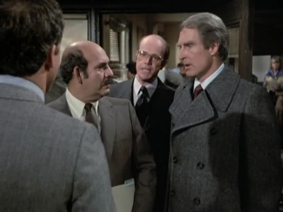 HILL_STREET_BLUES_-_E3X09_A_HAIR_OF_THE_DOG_209.jpg
