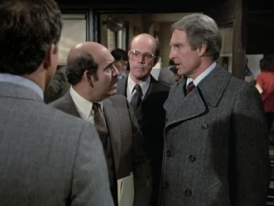 HILL_STREET_BLUES_-_E3X09_A_HAIR_OF_THE_DOG_224.jpg