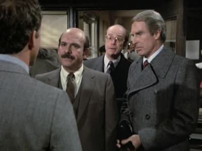 HILL_STREET_BLUES_-_E3X09_A_HAIR_OF_THE_DOG_251.jpg