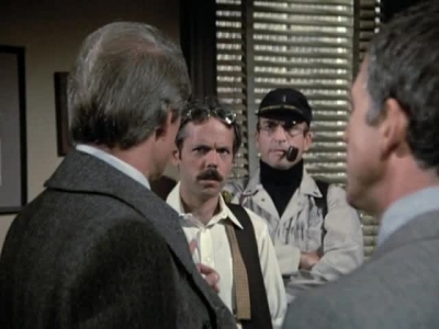 HILL_STREET_BLUES_-_E3X09_A_HAIR_OF_THE_DOG_360.jpg