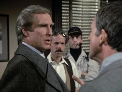 HILL_STREET_BLUES_-_E3X09_A_HAIR_OF_THE_DOG_379.jpg