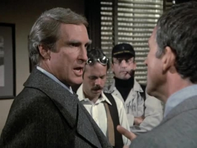 HILL_STREET_BLUES_-_E3X09_A_HAIR_OF_THE_DOG_390.jpg