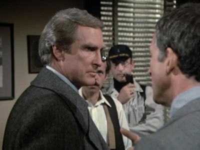 HILL_STREET_BLUES_-_E3X09_A_HAIR_OF_THE_DOG_409.jpg
