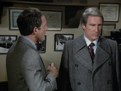 HILL_STREET_BLUES_-_E3X09_A_HAIR_OF_THE_DOG_419.jpg