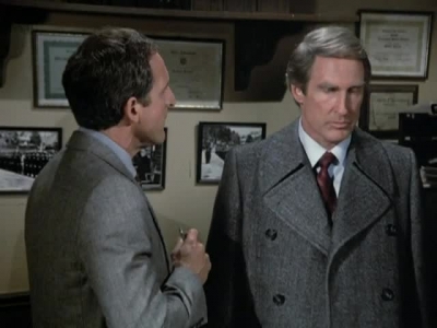 HILL_STREET_BLUES_-_E3X09_A_HAIR_OF_THE_DOG_421.jpg