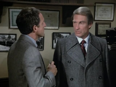 HILL_STREET_BLUES_-_E3X09_A_HAIR_OF_THE_DOG_423.jpg