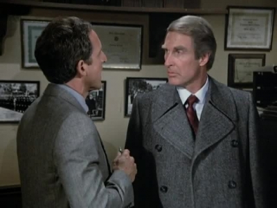 HILL_STREET_BLUES_-_E3X09_A_HAIR_OF_THE_DOG_426.jpg