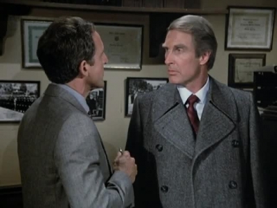 HILL_STREET_BLUES_-_E3X09_A_HAIR_OF_THE_DOG_429.jpg
