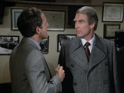 HILL_STREET_BLUES_-_E3X09_A_HAIR_OF_THE_DOG_440.jpg