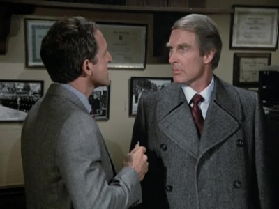 HILL_STREET_BLUES_-_E3X09_A_HAIR_OF_THE_DOG_445.jpg