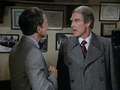 HILL_STREET_BLUES_-_E3X09_A_HAIR_OF_THE_DOG_449.jpg