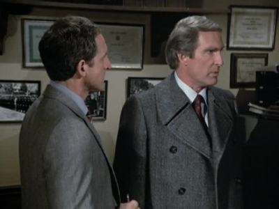 HILL_STREET_BLUES_-_E3X09_A_HAIR_OF_THE_DOG_462.jpg