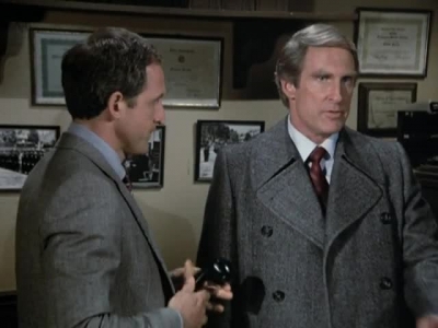 HILL_STREET_BLUES_-_E3X09_A_HAIR_OF_THE_DOG_502.jpg