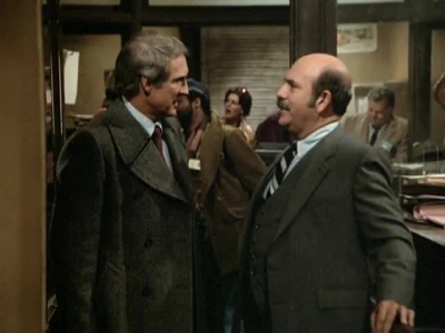 HILL_STREET_BLUES_-_E3X14_MOON_OVER_URANUS_187.jpg