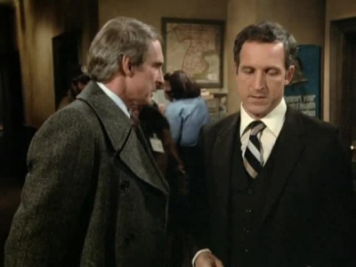 HILL_STREET_BLUES_-_E3X14_MOON_OVER_URANUS_287.jpg