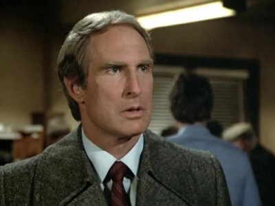 HILL_STREET_BLUES_-_E3X14_MOON_OVER_URANUS_320.jpg