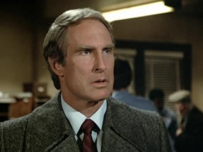 HILL_STREET_BLUES_-_E3X14_MOON_OVER_URANUS_323.jpg
