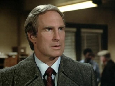 HILL_STREET_BLUES_-_E3X14_MOON_OVER_URANUS_329.jpg