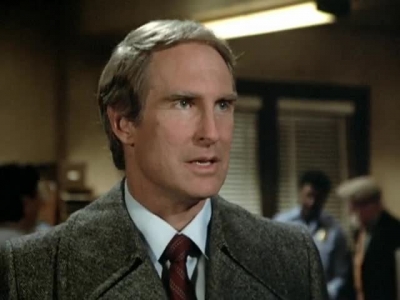 HILL_STREET_BLUES_-_E3X14_MOON_OVER_URANUS_347.jpg