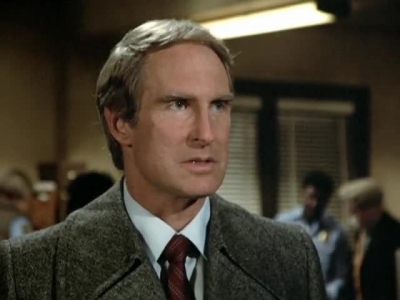 HILL_STREET_BLUES_-_E3X14_MOON_OVER_URANUS_349.jpg