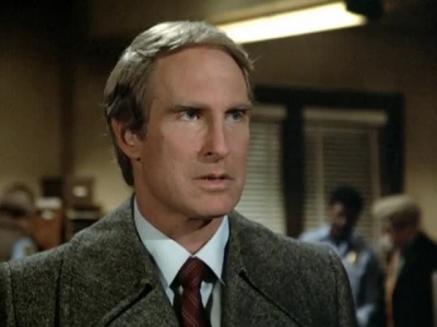 HILL_STREET_BLUES_-_E3X14_MOON_OVER_URANUS_351.jpg