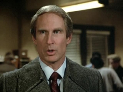 HILL_STREET_BLUES_-_E3X14_MOON_OVER_URANUS_361.jpg
