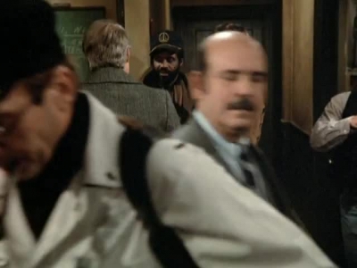 HILL_STREET_BLUES_-_E3X14_MOON_OVER_URANUS_425.jpg