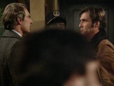 HILL_STREET_BLUES_-_E3X14_MOON_OVER_URANUS_448.jpg