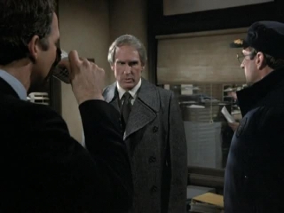 HILL_STREET_BLUES_-_E3X15_MOON_OVER_URANUS_THE_SEQUEL_021.jpg