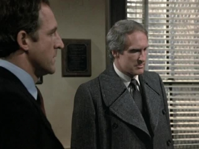 HILL_STREET_BLUES_-_E3X15_MOON_OVER_URANUS_THE_SEQUEL_109.jpg