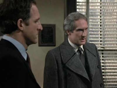 HILL_STREET_BLUES_-_E3X15_MOON_OVER_URANUS_THE_SEQUEL_121.jpg