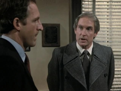 HILL_STREET_BLUES_-_E3X15_MOON_OVER_URANUS_THE_SEQUEL_311.jpg