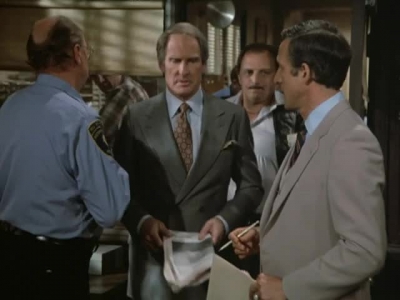 HILL_STREET_BLUES_-_E3X22_A_HILL_OF_BEANS_047.jpg