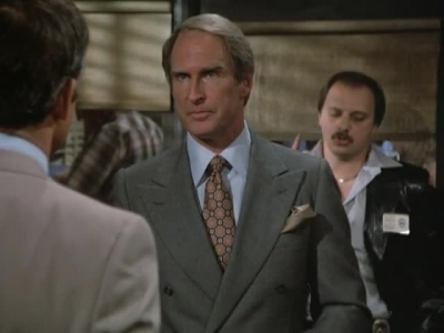 HILL_STREET_BLUES_-_E3X22_A_HILL_OF_BEANS_240.jpg