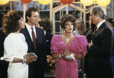 DYNASTY_-_E7X21_THE_GARAGE_STILLS_003.jpg