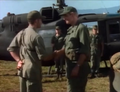TOUR_OF_DUTY_-_E1X17_BLOOD_BROTHERS_833.jpg