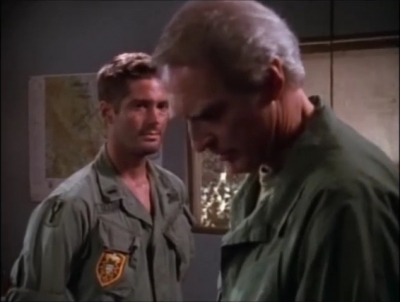TOUR_OF_DUTY_-__E3X09_I_AM_WHAT_I_AM__0802.jpg