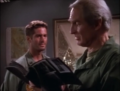 TOUR_OF_DUTY_-__E3X09_I_AM_WHAT_I_AM__0869.jpg