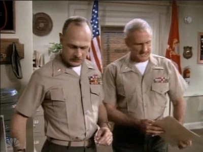 MJOR_DAD_-_E3X01_THE_SHUTDOWN_152.jpg