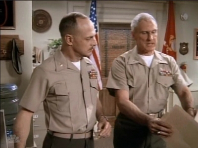 MJOR_DAD_-_E3X01_THE_SHUTDOWN_154.jpg