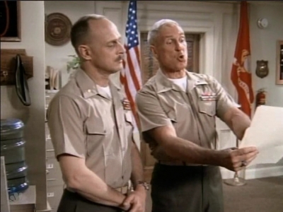 MJOR_DAD_-_E3X01_THE_SHUTDOWN_157.jpg