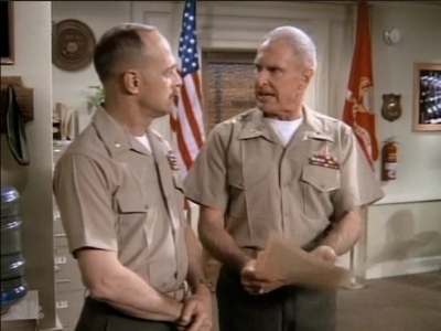 MJOR_DAD_-_E3X01_THE_SHUTDOWN_167.jpg
